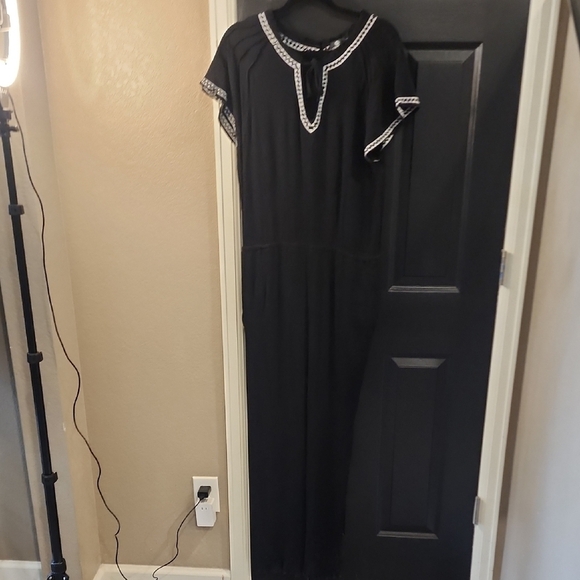 🩶Elegant Black Maxi Dress - Picture 1 of 3